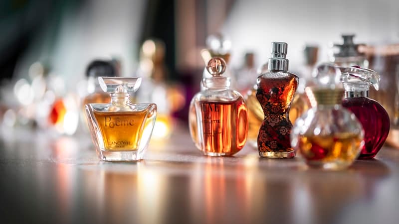 Understanding Fragrance Notes: A Complete Guide to Top, Heart & Base